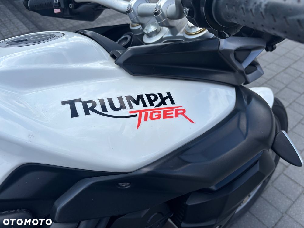 Triumph Tiger - 15
