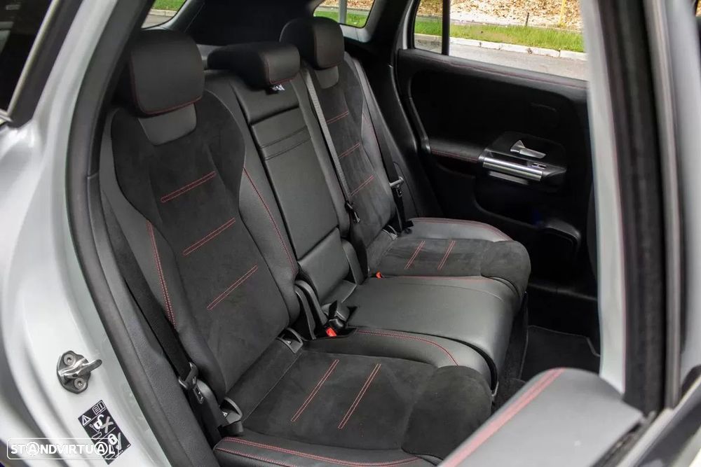 Mercedes-Benz GLA 250 e AMG Line - 33