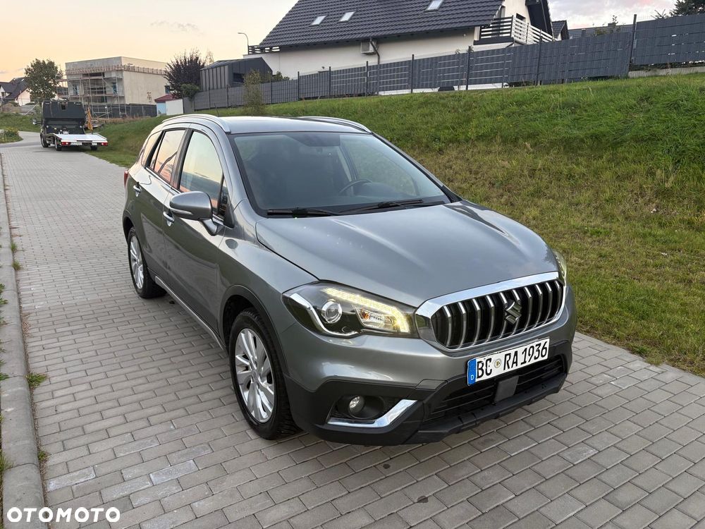 Suzuki S-Cross
