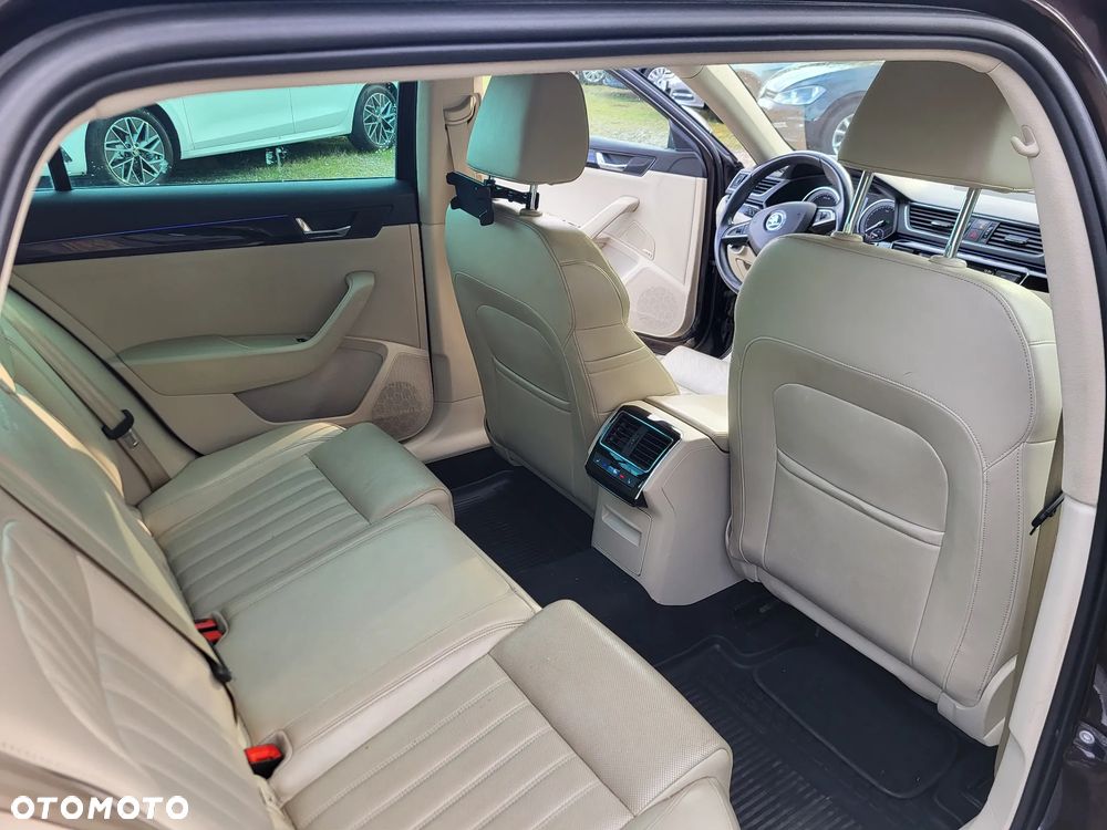 Skoda Superb - 14