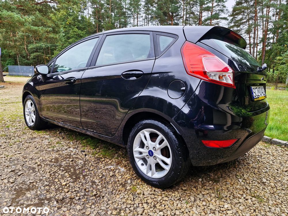 Ford Fiesta 1.25 Champions Edition - 18