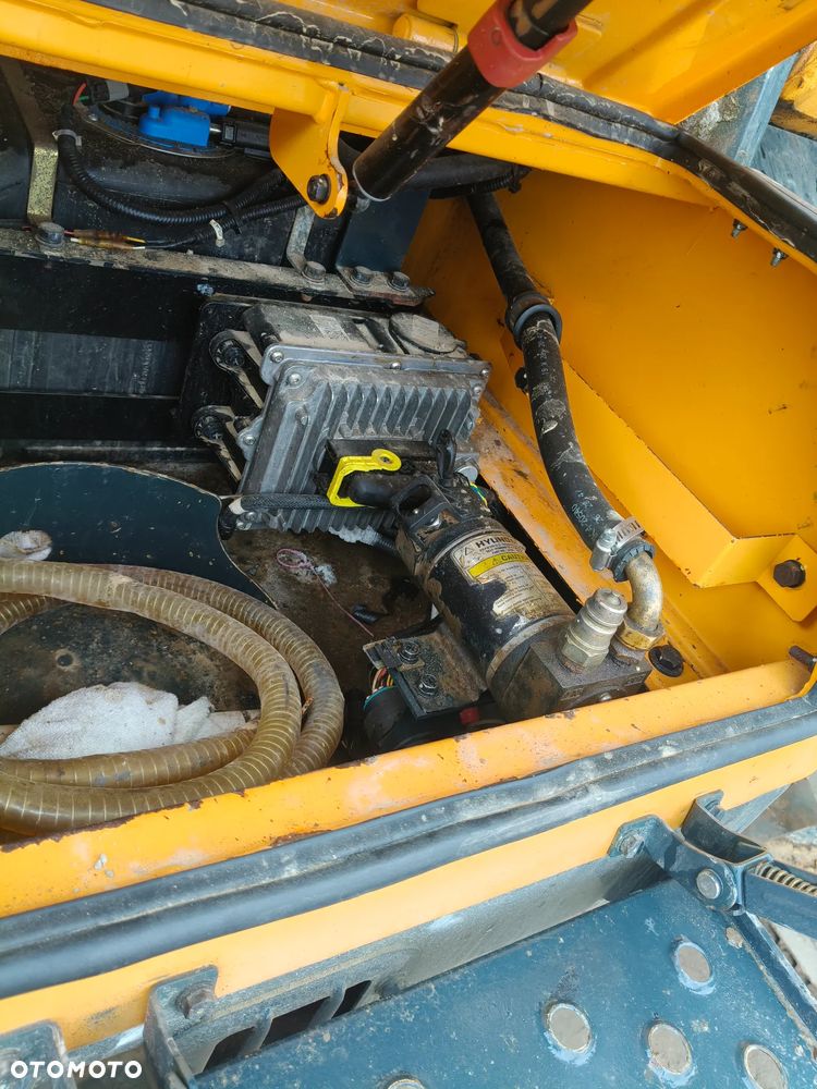 Hyundai - 7