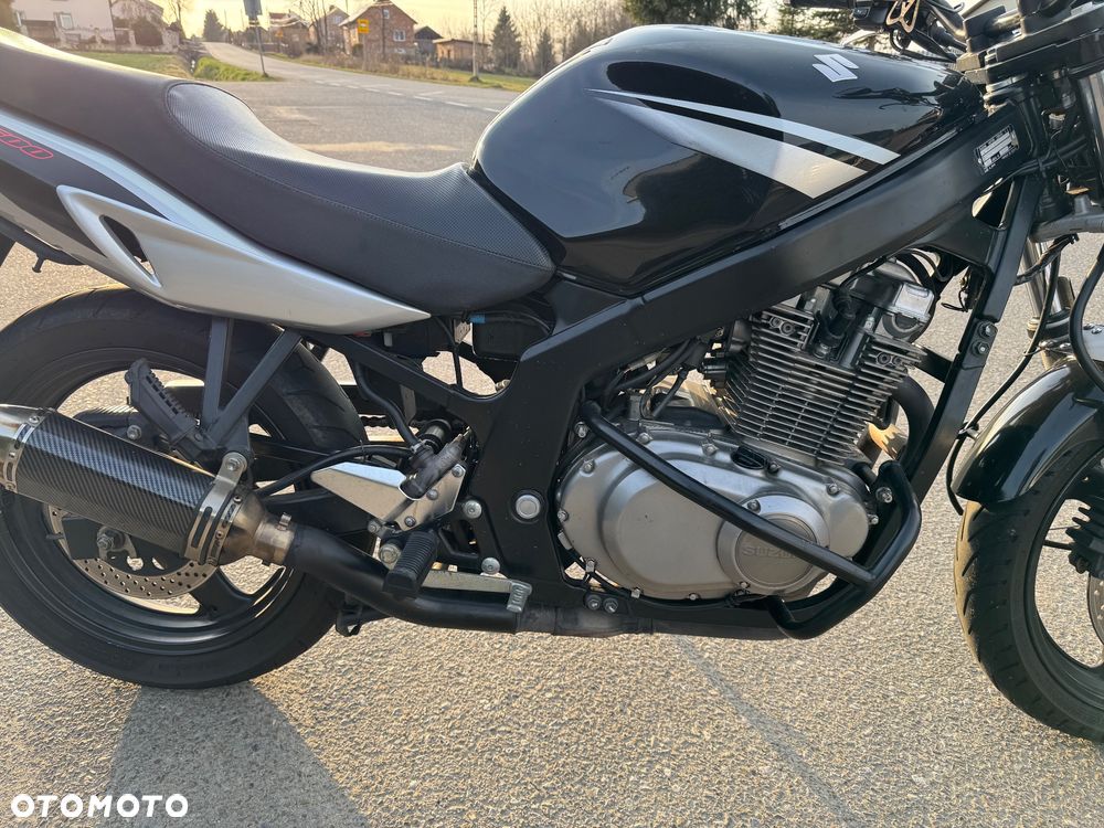 Suzuki GS - 3
