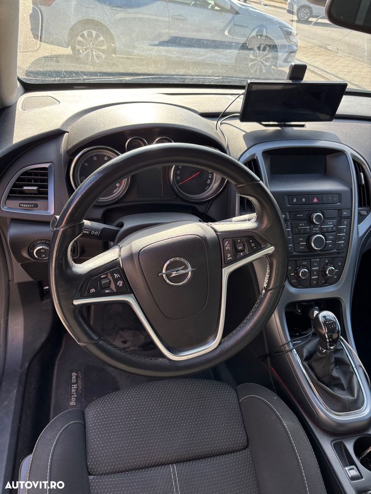 Opel Astra - 8