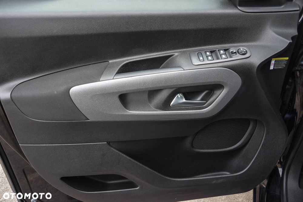 Citroën Berlingo XL 1.5 BlueHDI Shine S&S (7-os.) - 17