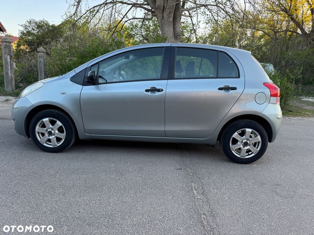 Toyota Yaris 1.0 VVT-i Sol - 7