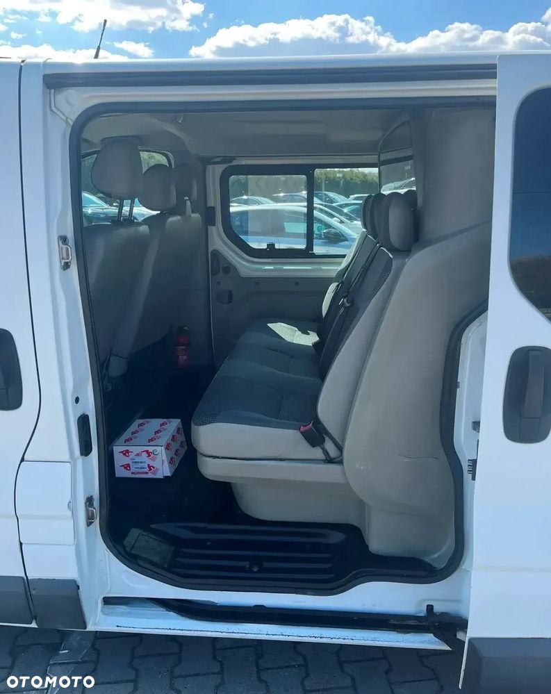 Opel VIVARO - 11