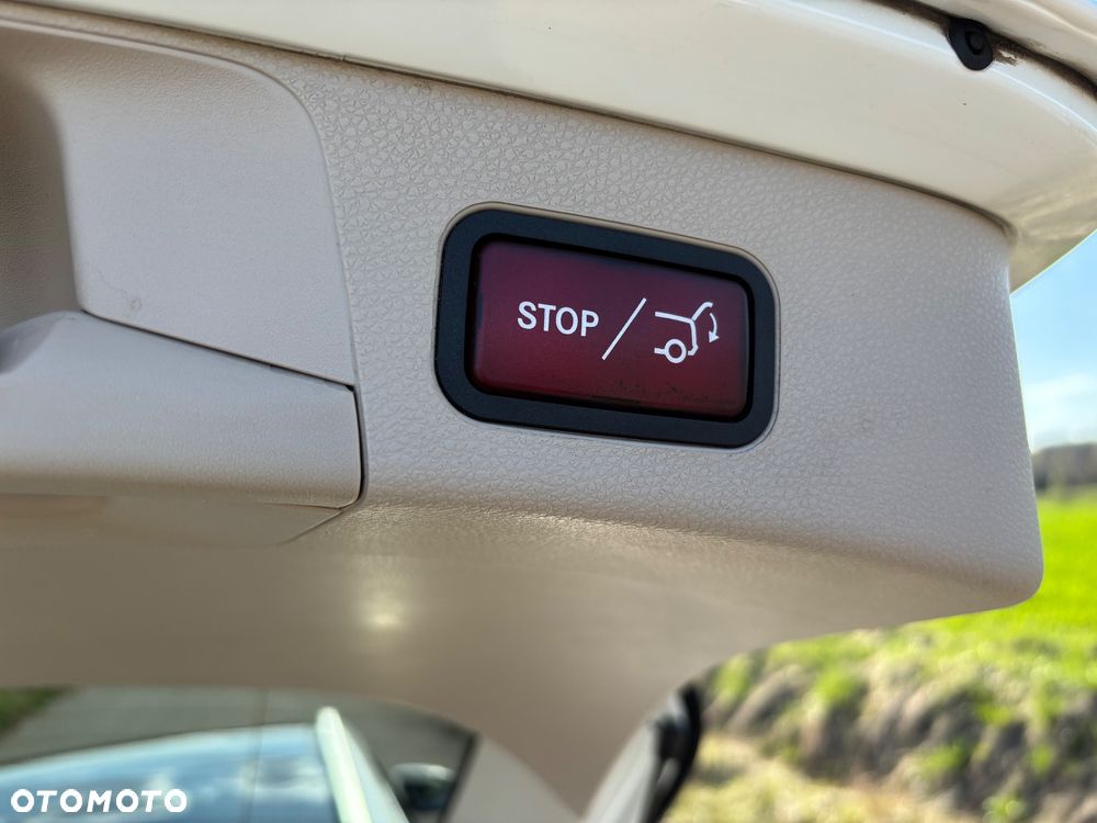 Mercedes-Benz Klasa C 180 7G-TRONIC - 18