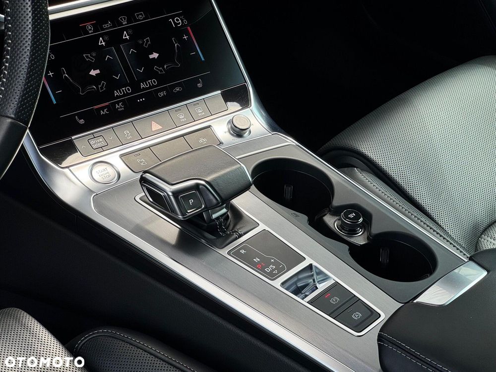 Audi A6 Avant 45 TFSI Quattro S tronic - 14