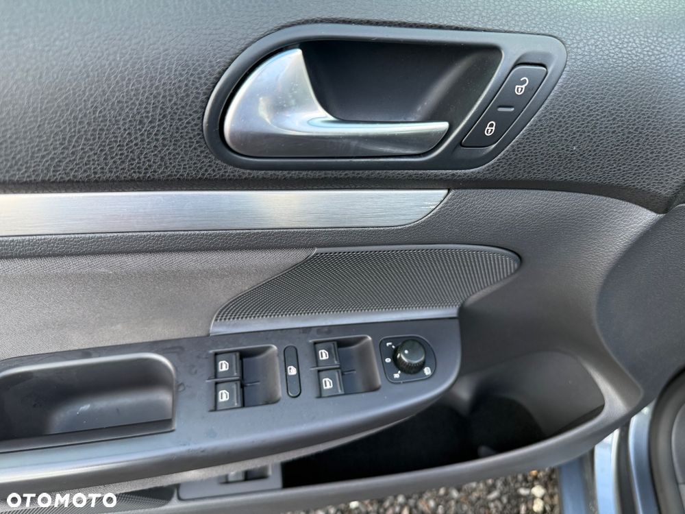 Volkswagen Jetta 1.4 TSI Sportline - 19
