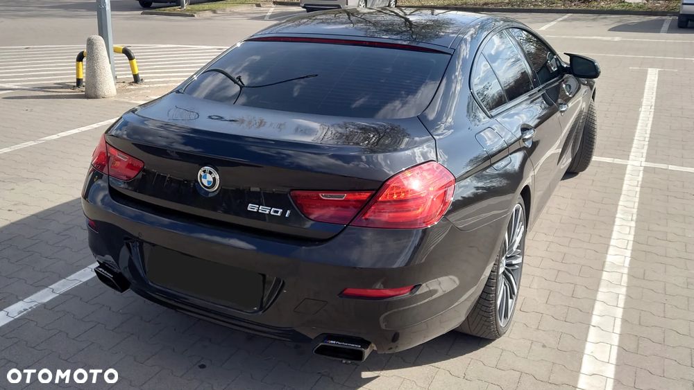 BMW Seria 6 650i - 11