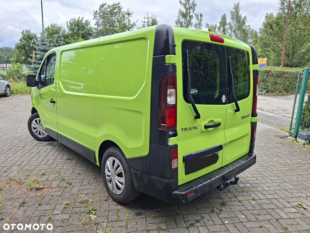 Renault Traffic - 10