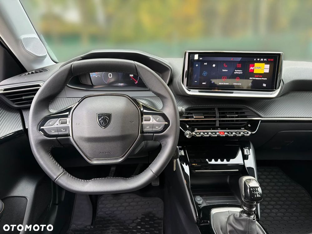 Peugeot 208 1.2 T Allure S&S - 21