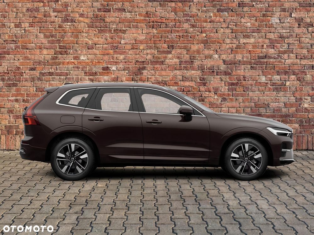 Volvo XC 60 B5 B AWD Ultra Bright - 4