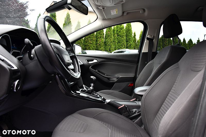 Ford Focus 1.5 TDCi DPF Start-Stopp-System Titanium - 10