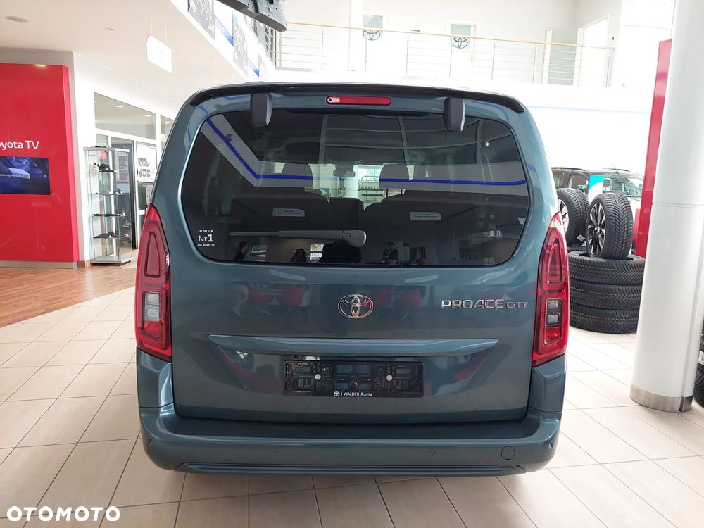 Toyota Proace City Verso Long 1.5 D-4D Family - 4