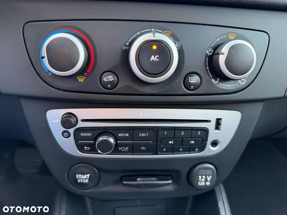 Renault Megane 1.6 16V 110 LIMITED - 16