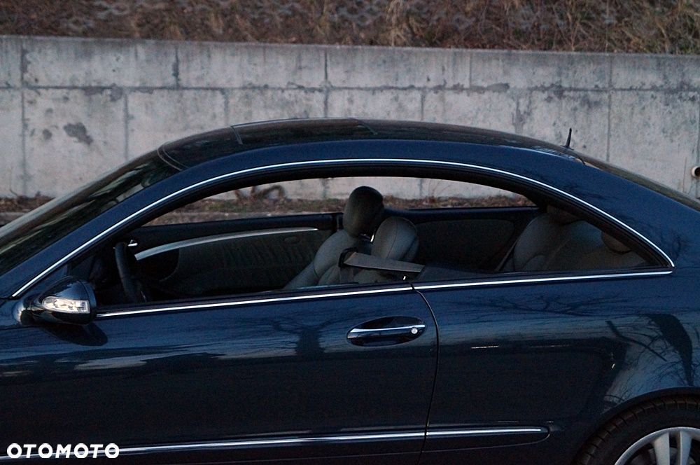 Mercedes-Benz CLK 220 CDI Automatik Avantgarde - 35