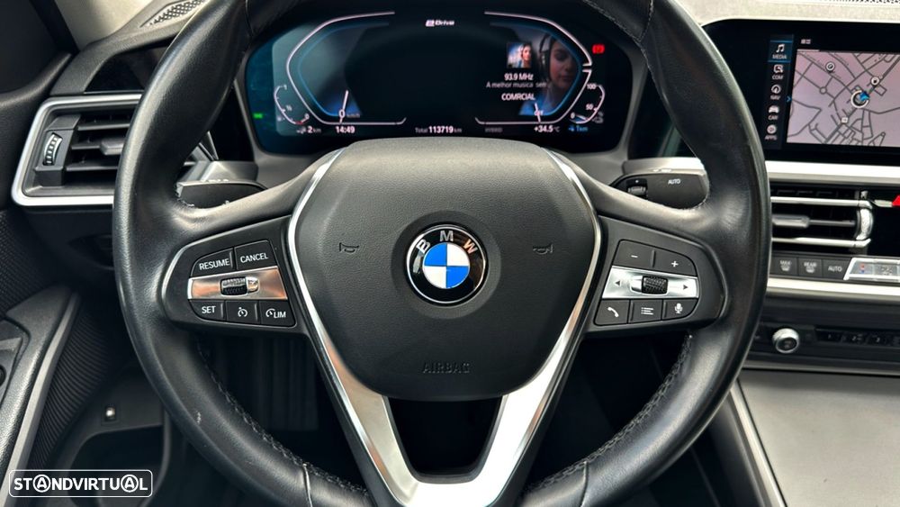 BMW 330 e Auto - 12