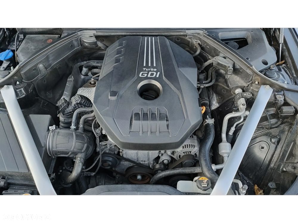 Genesis G70 - 13