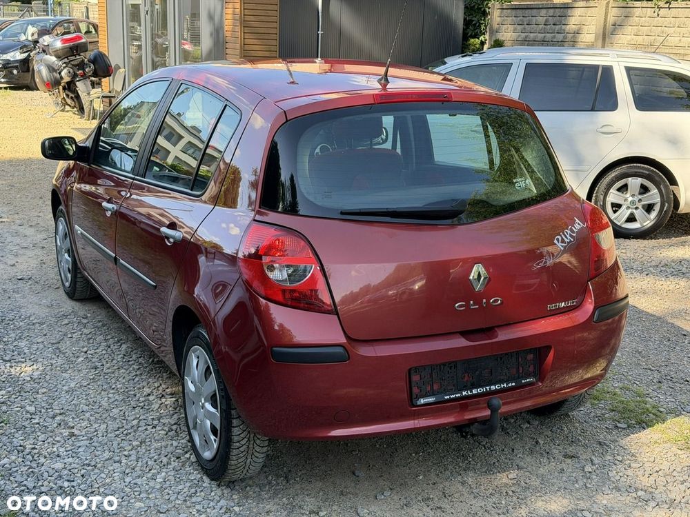 Renault Clio - 5