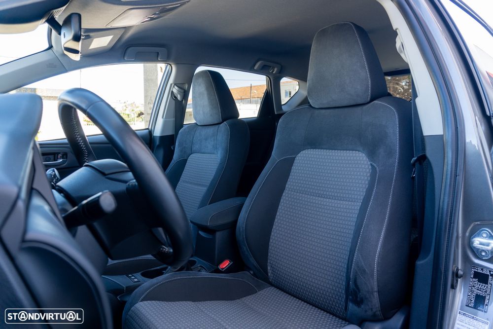 Toyota Auris 1.8 HSD Comfort +P.Sport+Navi - 20