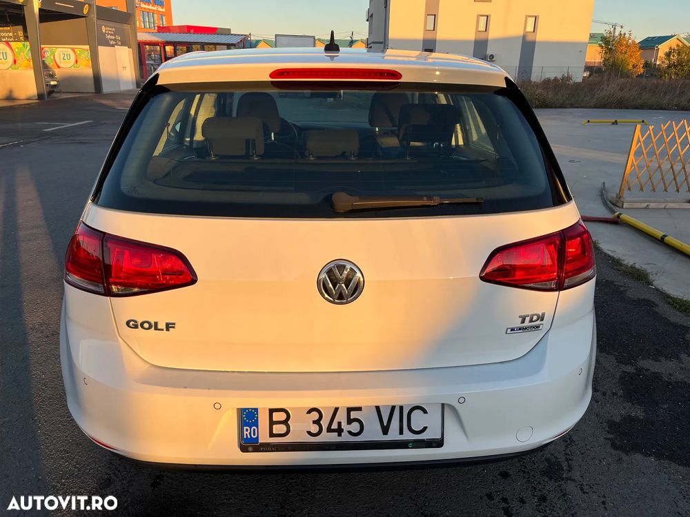Volkswagen Golf 1.6 TDI DPF Trendline - 3