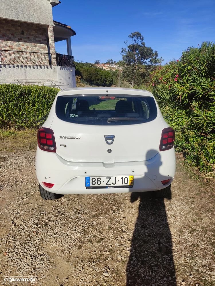 Dacia Sandero - 3