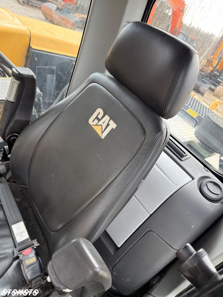 Caterpillar 313d - 19