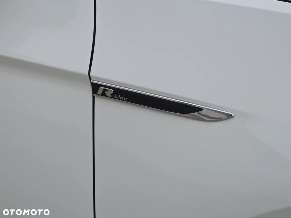 Volkswagen Passat 2.0 TDI SCR DSG Highline - 26
