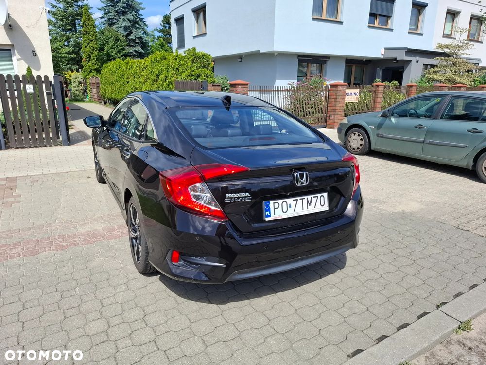 Honda Civic 1.5 T Executive - 4