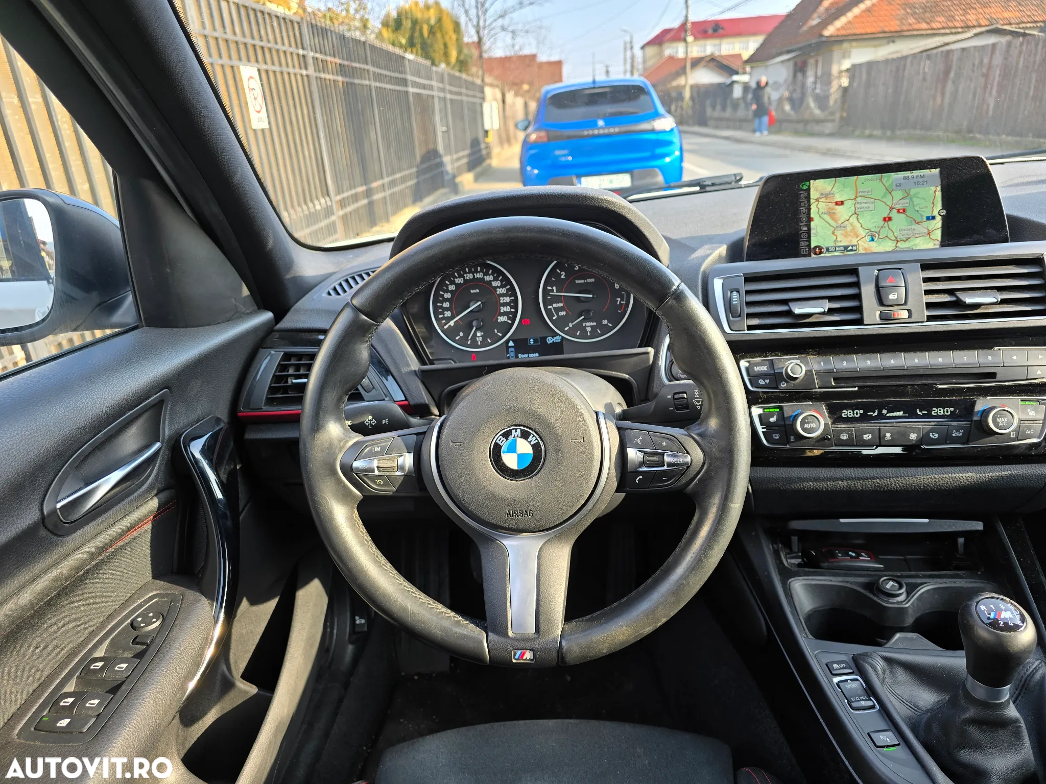 BMW Seria 1 120i M Sport - 6