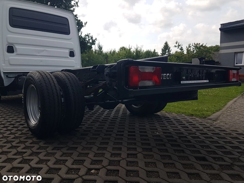 Iveco 70C18 RAMA PODWOZIE DO ZABUDOWY WIDELEC ROZSTAW OSI 3,75M KLIMA DAILY DMC 7000KG BLIŹNIAKI MANUAL - 17