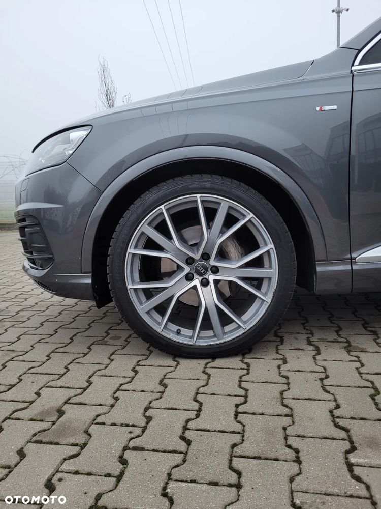 Audi Q7 - 9