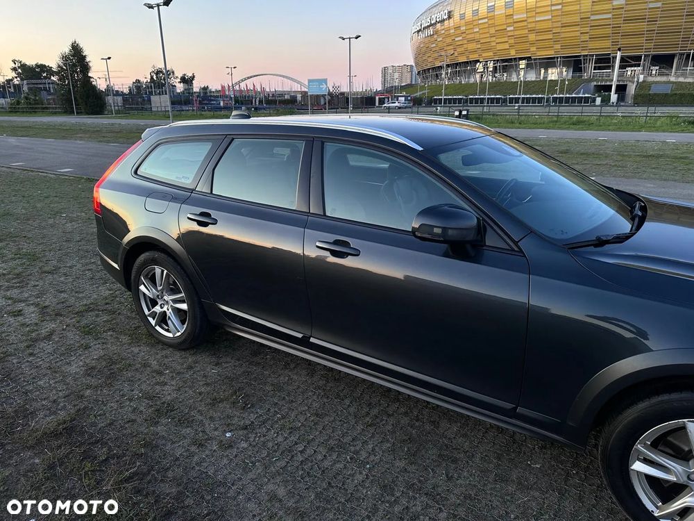 Volvo V90 D5 AWD Inscription - 4