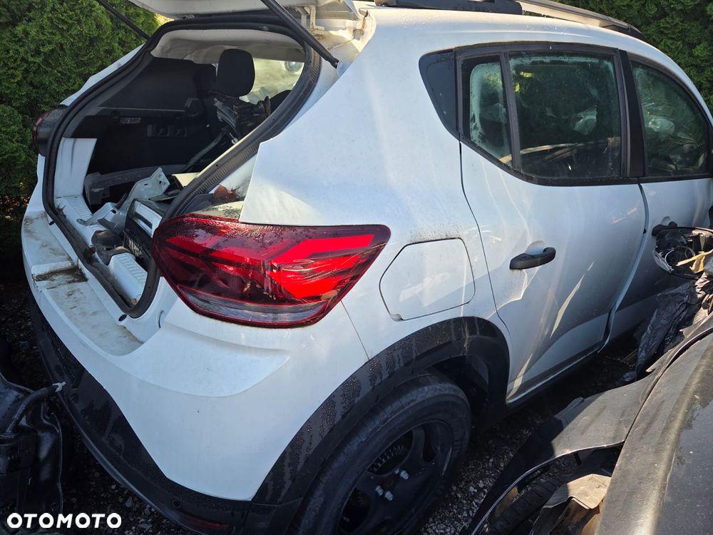 Dacia Sandero Stepway 2024r oś tylka belka tył kpl 800km
