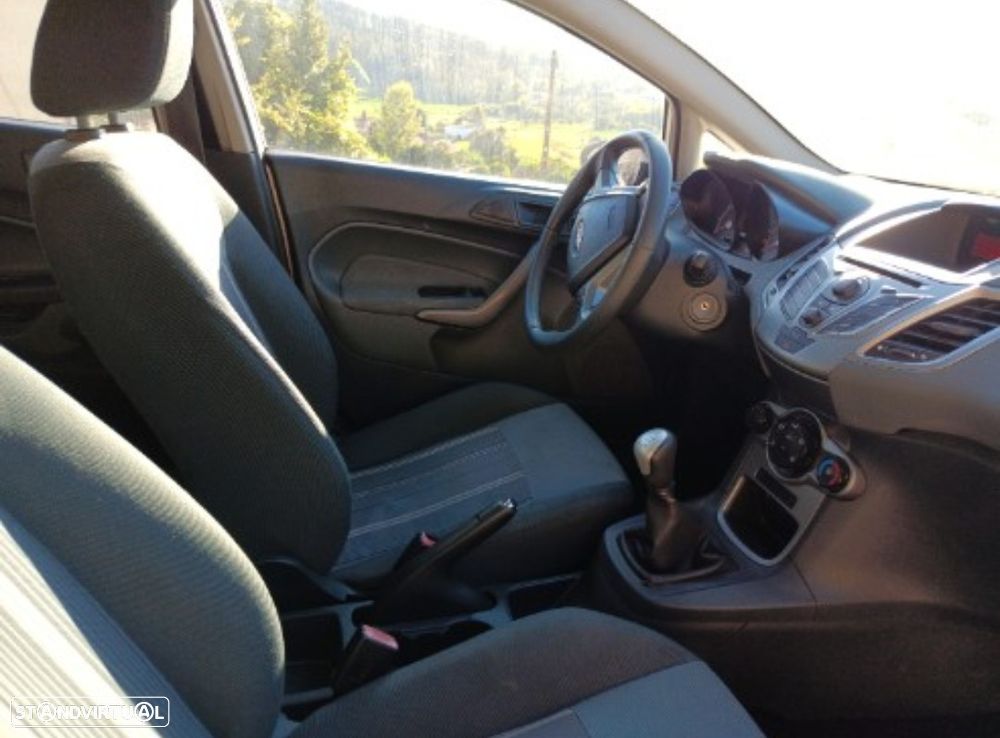 Ford Fiesta 1.25 Trend - 9