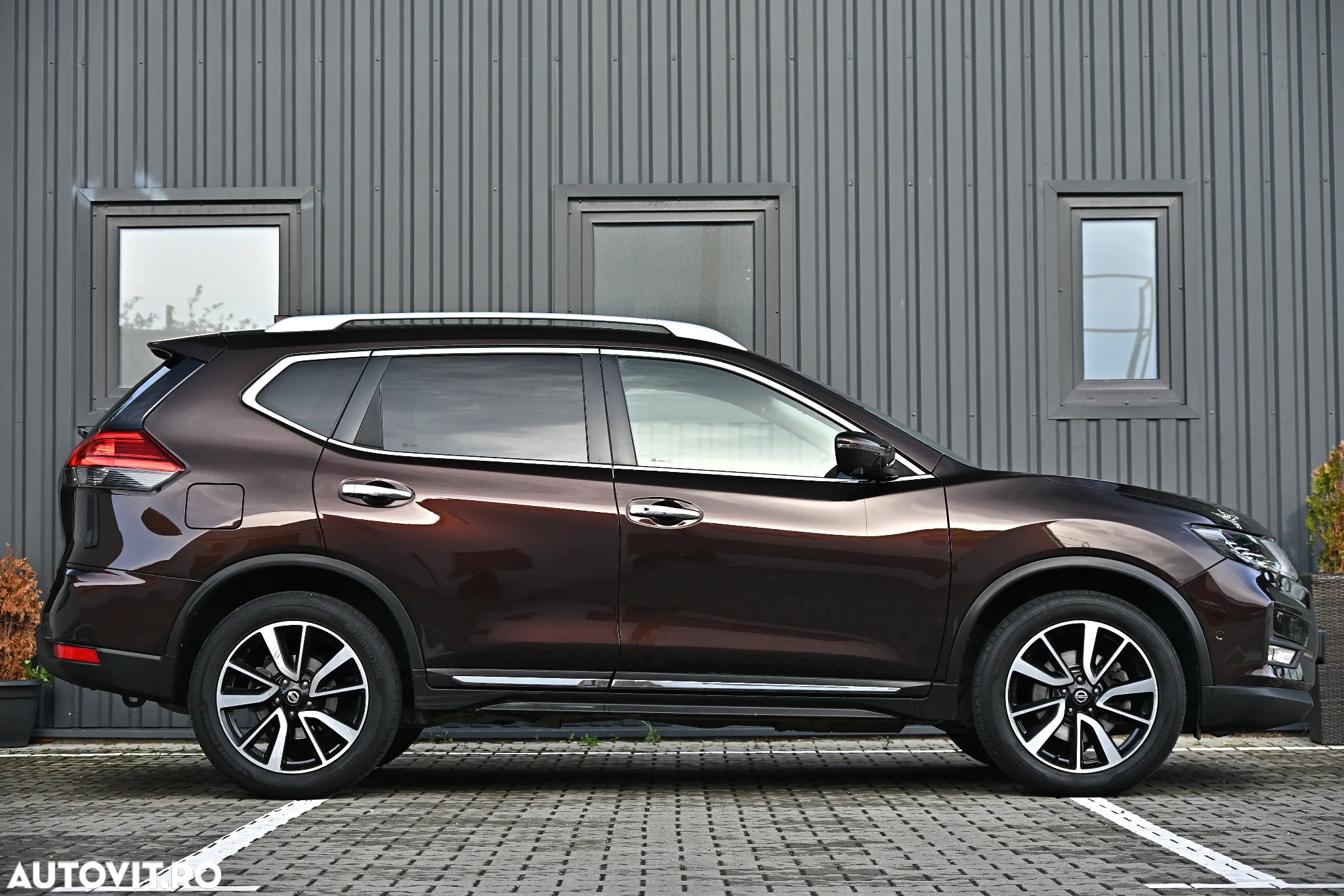 Nissan X-Trail 2.0 dCi ALL-MODE 4x4i Xtronic Tekna - 22
