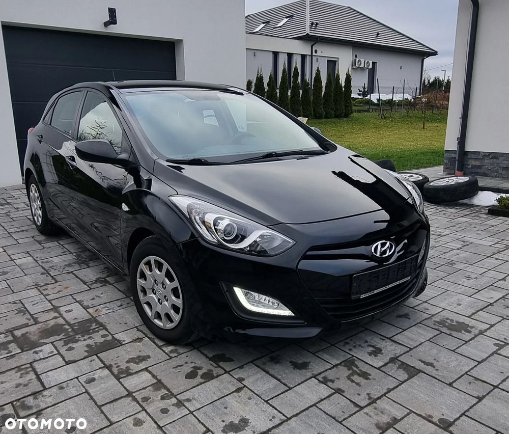Hyundai i30 1.4 Classic + - 14