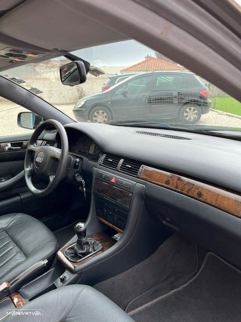 Audi A6 2.5 TDI V6 24v — fotografia 6