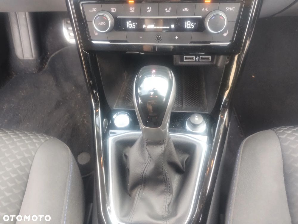 Volkswagen T-Cross 1.5 TSI ACT OPF DSG UNITED - 22