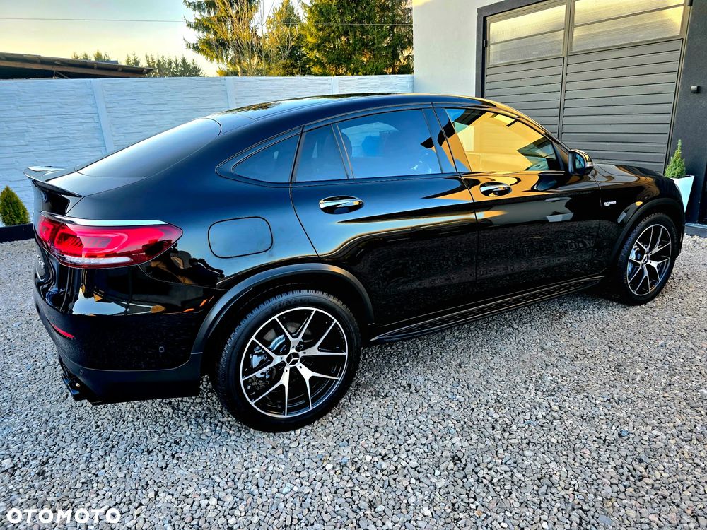 Mercedes-Benz GLC - 40