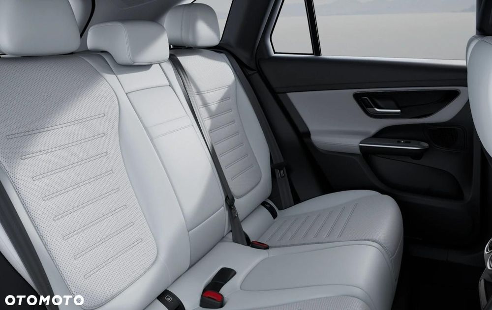 Mercedes-Benz GLC - 6