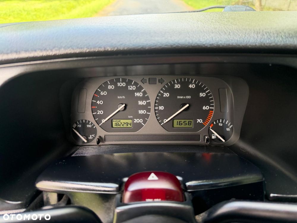 Volkswagen Golf 1.4 CL - 7