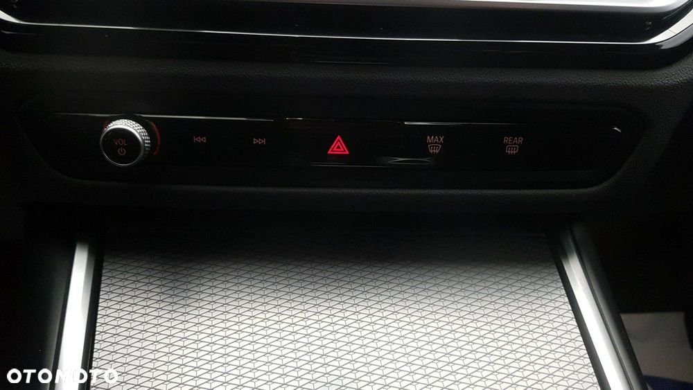 BMW Seria 3 - 25