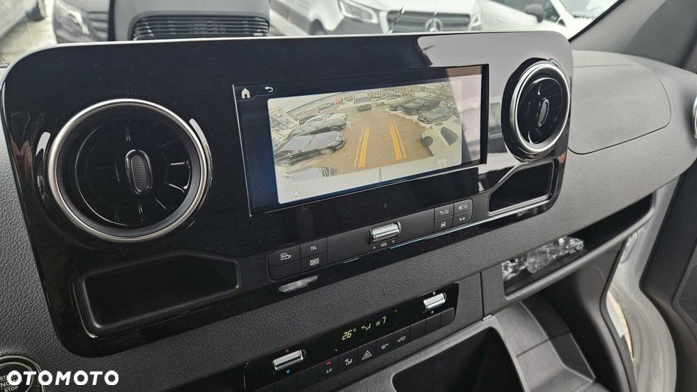 Mercedes-Benz Sprinter 317 CDI KA OM654 - 11