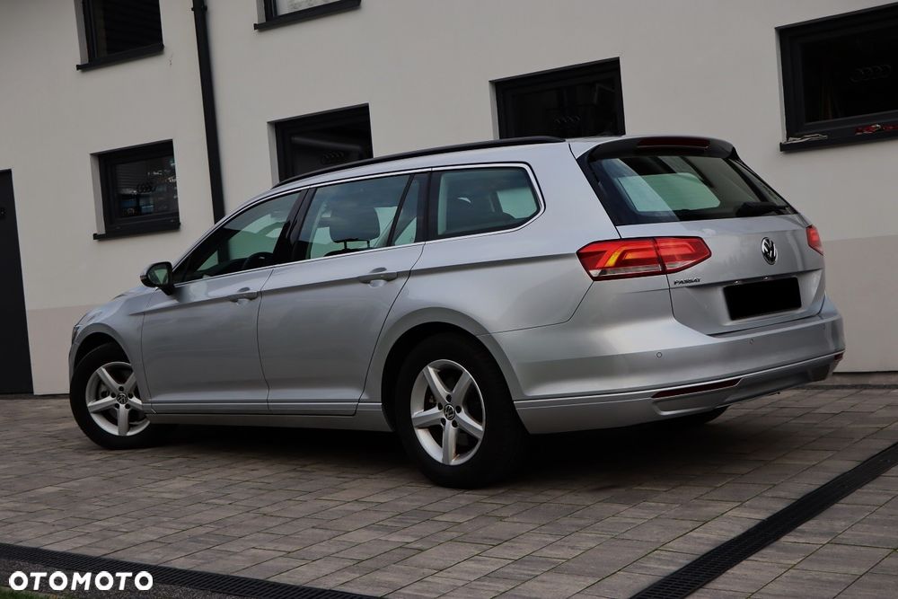 Volkswagen Passat 2.0 TDI SCR Comfortline DSG - 11