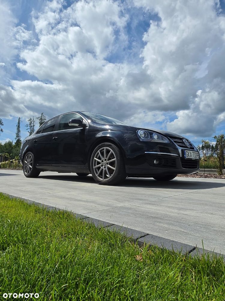 Volkswagen Jetta 2.0 TDI DPF Comfortline - 8
