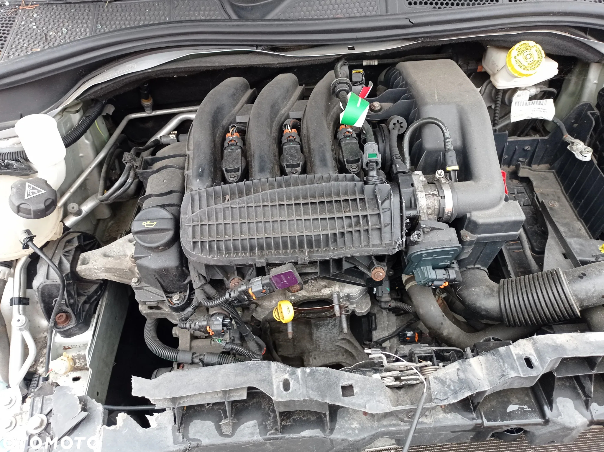 Wszystkie Części Citroen C4 Cactus 1.2 VTi HM01 16r - 3