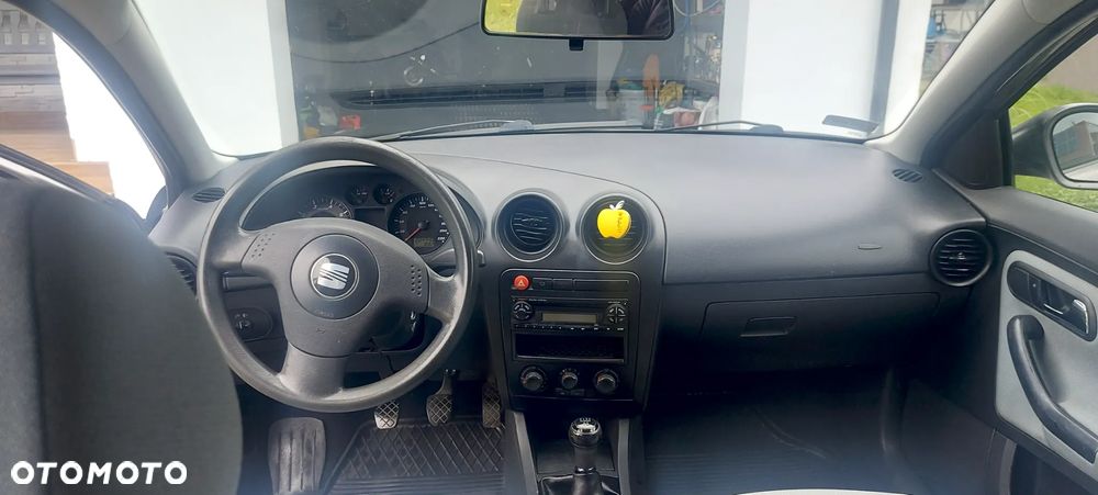 Seat Ibiza 1.4 16V Stella - 9